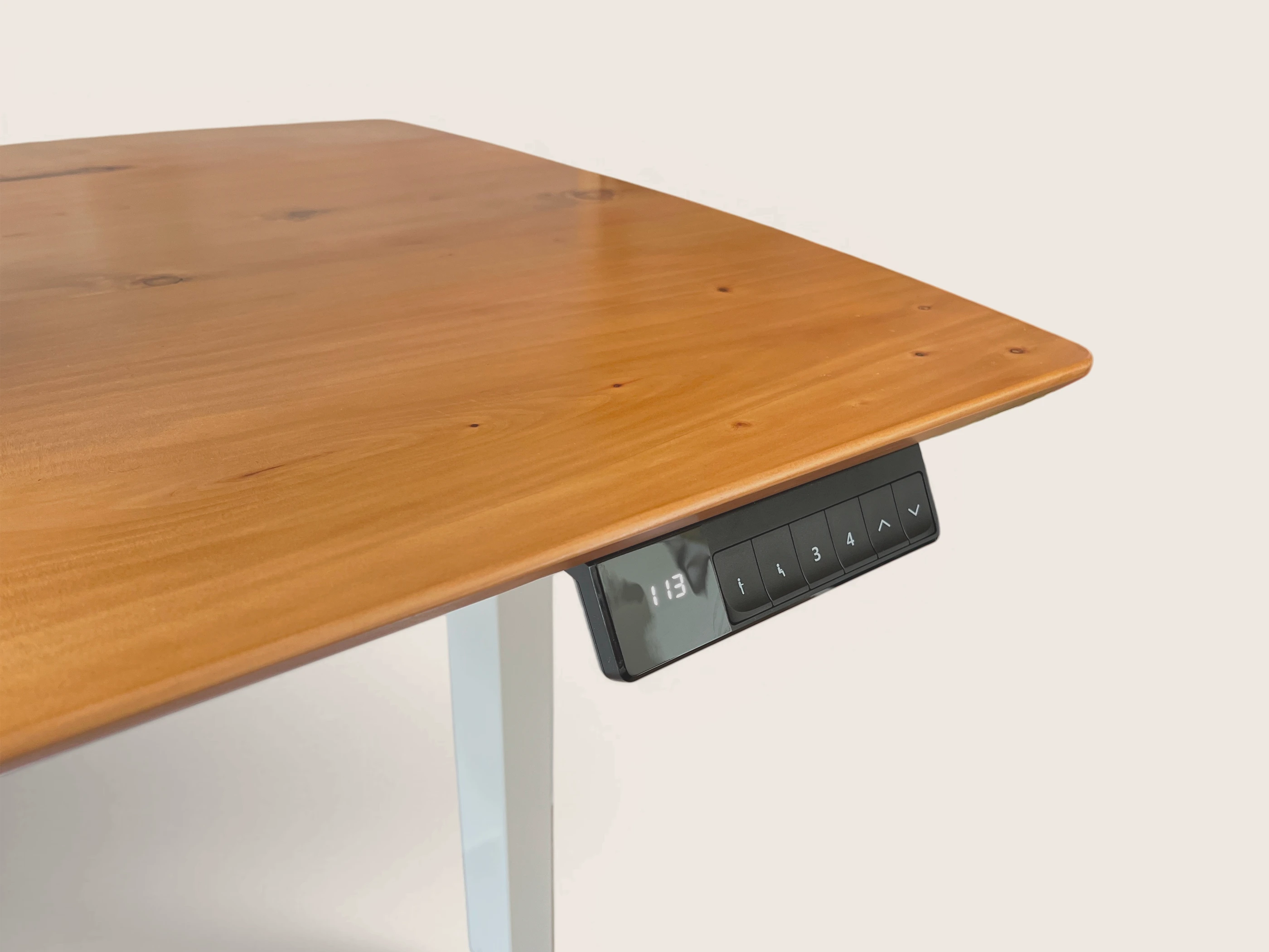 Detalle del sistema elevable del Escritorio Natura